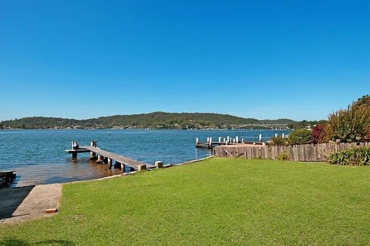 17 Cedar Crescent, BLACKWALL NSW 2256, Blackwall - Image 1