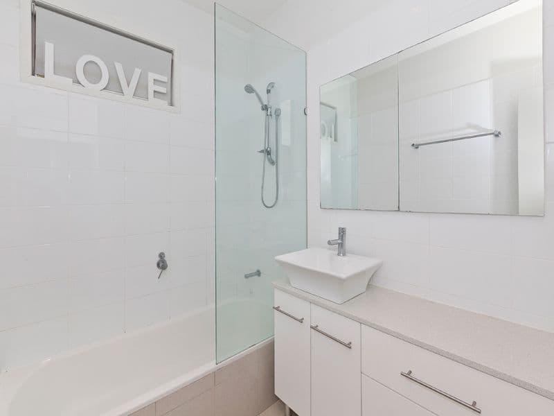 40 Eversley Terrace, YERONGA QLD 4104, Yeronga - Thumbnail 8
