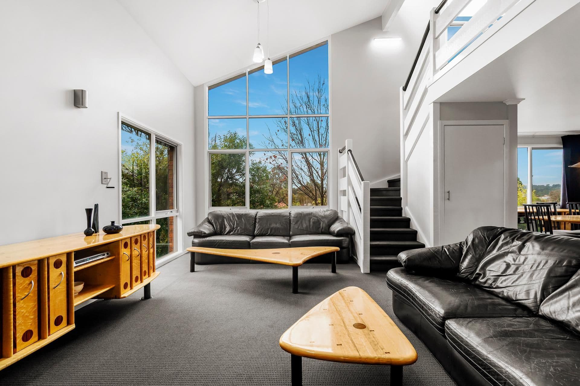 31 Hillingdon Drive, Diamond Creek VIC 3089, Diamond Creek - Thumbnail 2
