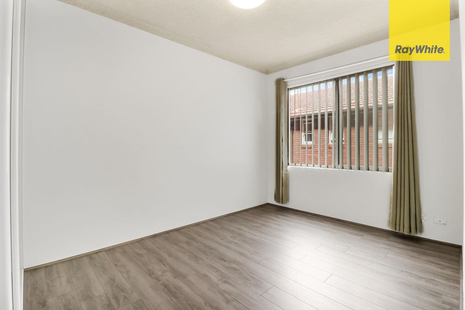 8 Allen Street, Harris Park NSW 2150, Harris Park - Thumbnail 4