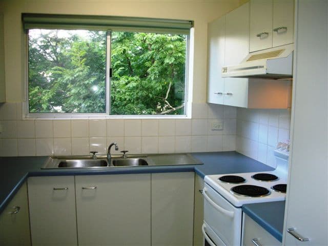 1  Gustavason Street, ANNERLEY QLD 4103, Annerley - Thumbnail 2