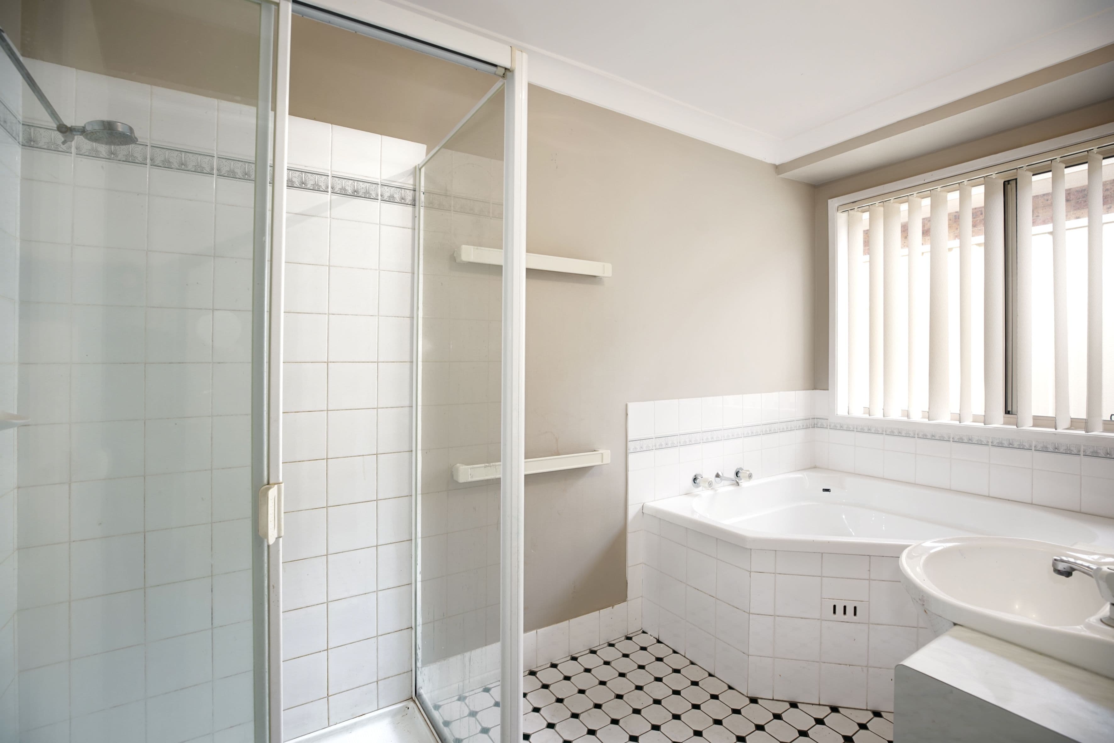 11 Carex Close, Glenmore Park - Thumbnail 6