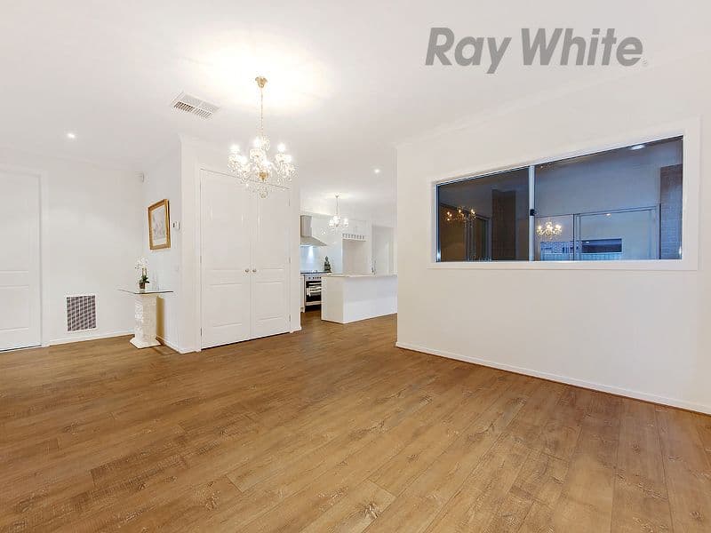 5 Denman Drive, Point Cook VIC 3030, Point Cook - Thumbnail 2