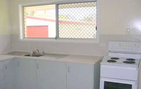 16 Wrybourne Street, DECEPTION BAY QLD 4508, Deception Bay - Thumbnail 2