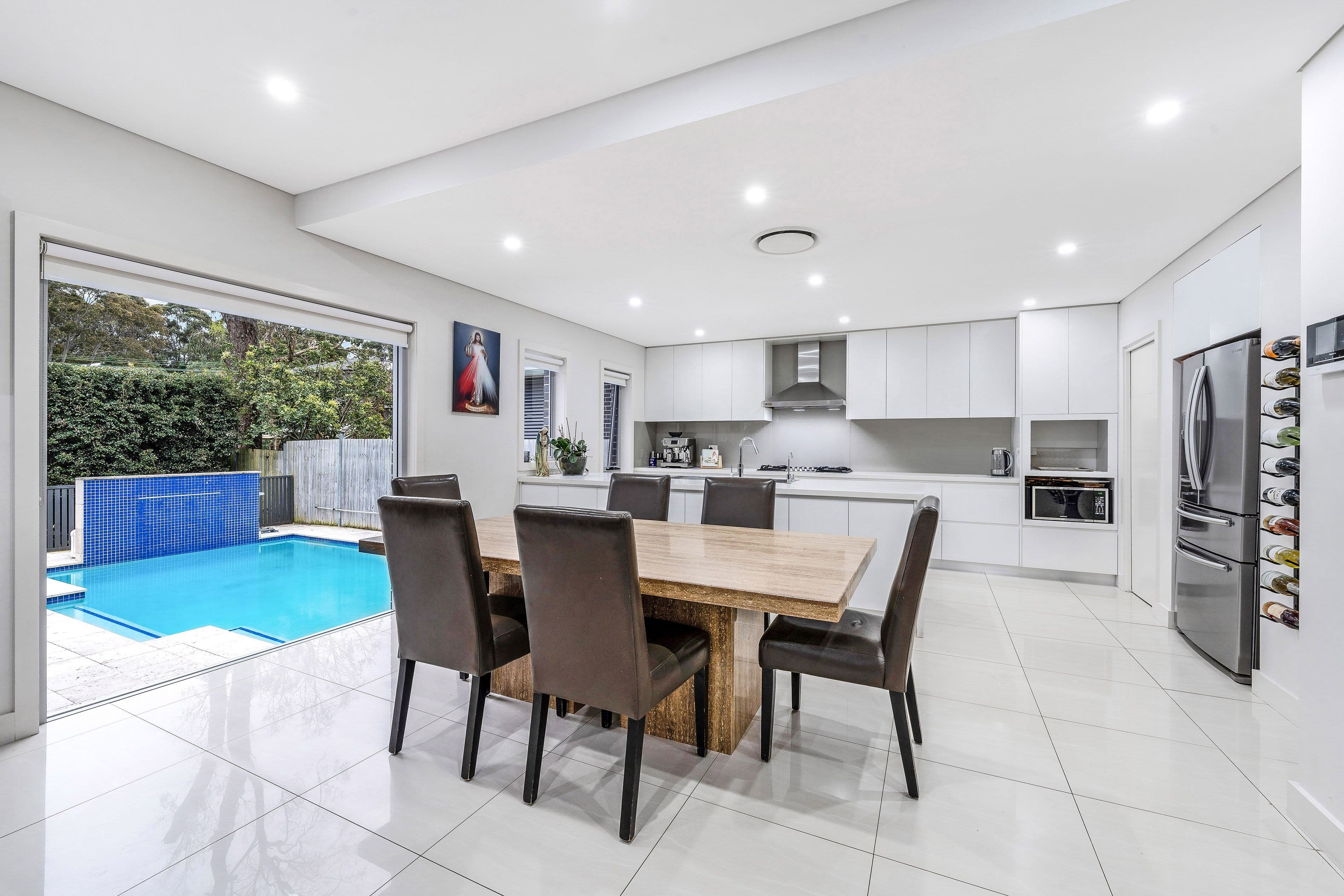 7 Jones Avenue, Potts Hill NSW 2143, Potts Hill - Thumbnail 4