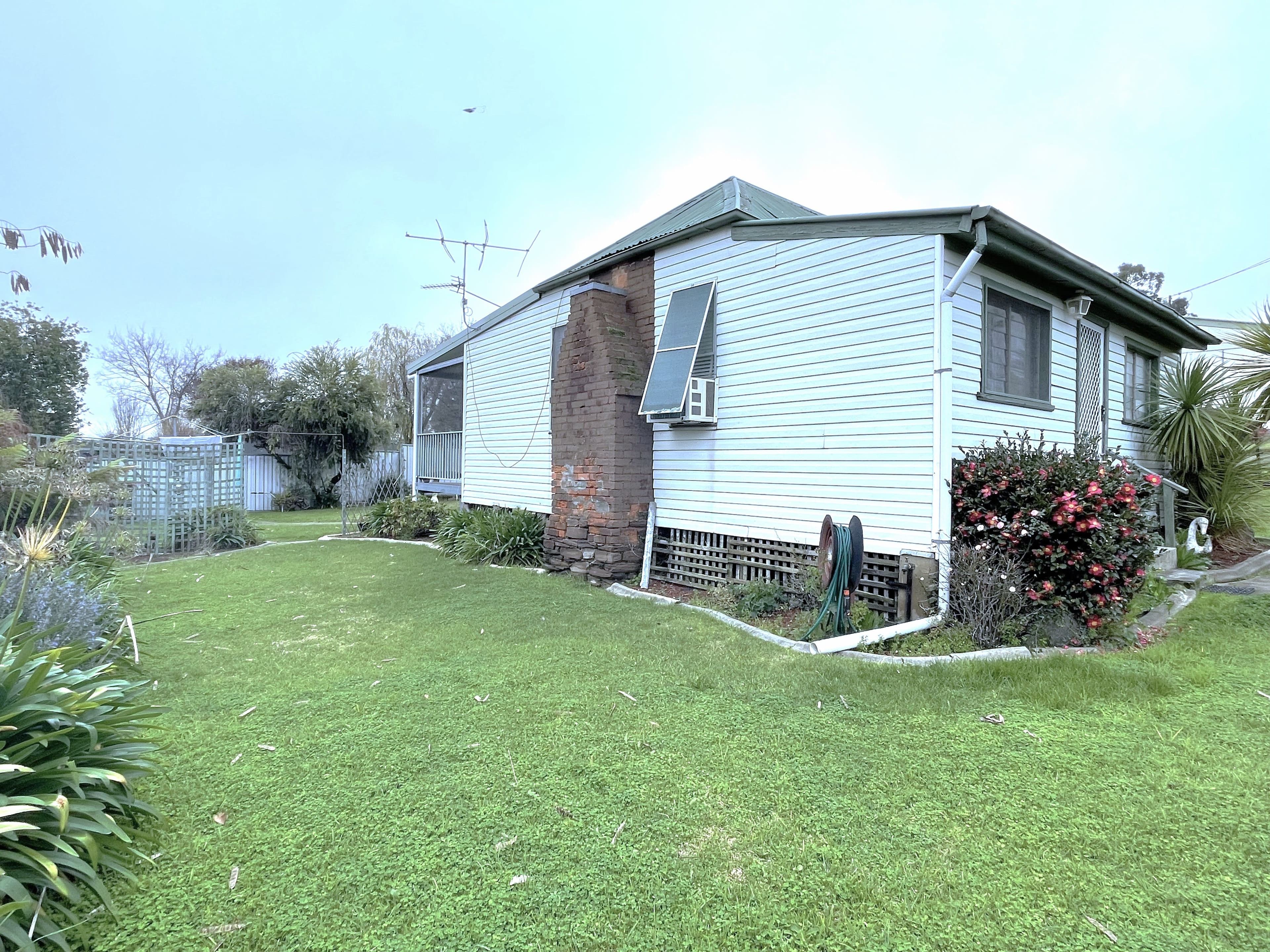 20 Luke Street, South Gundagai NSW 2722, South Gundagai - Thumbnail 4