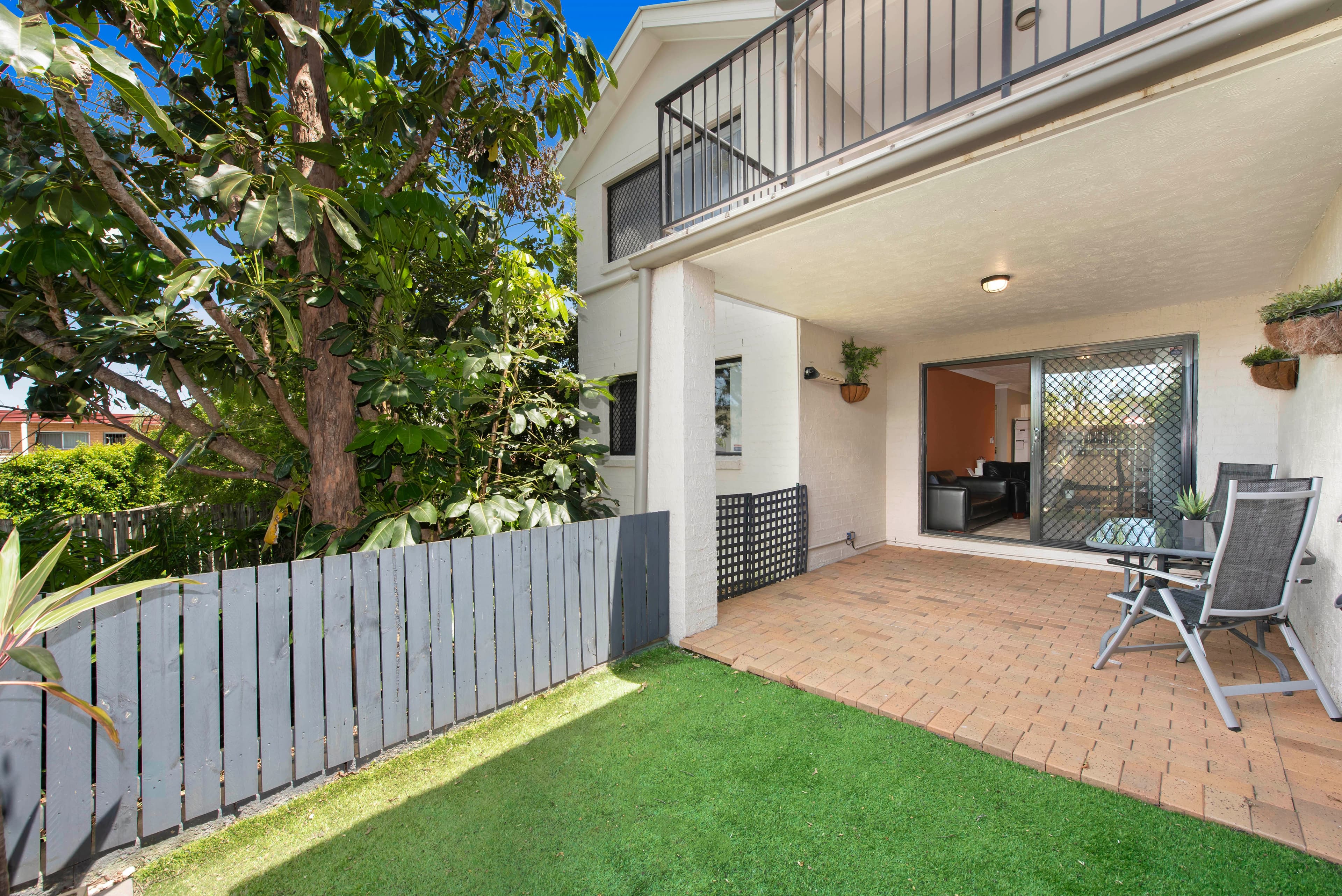8 Palmer Street, Greenslopes QLD 4120, Greenslopes - Image 1