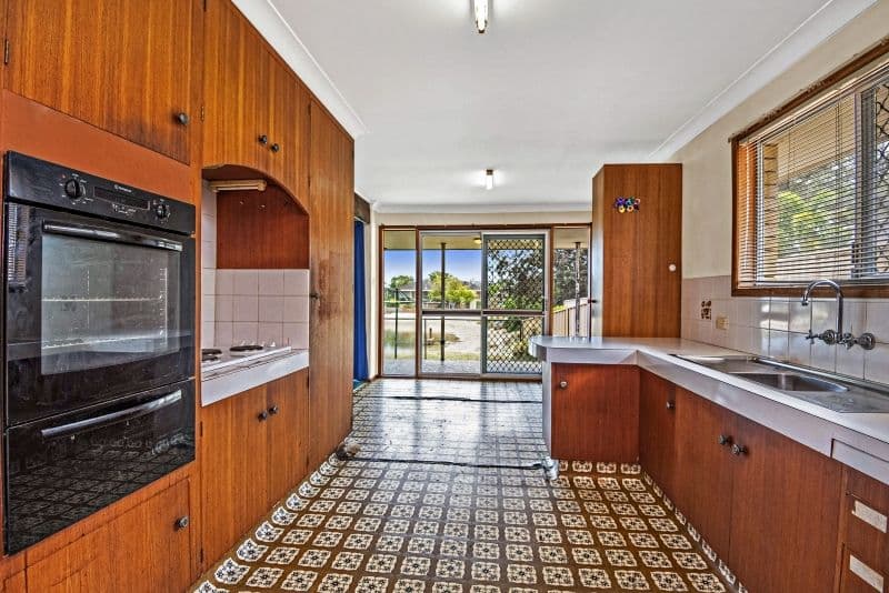 3 Dolphin Court, Palm Beach QLD 4221, Palm Beach - Thumbnail 4