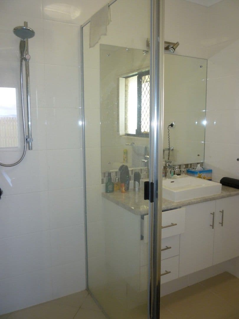 25 Tawarra Crescent, GRACEMERE QLD 4702, Gracemere - Thumbnail 3
