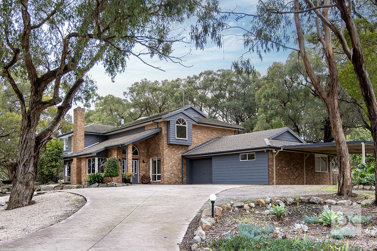 573 Cherry Gardens Road, Cherry Gardens - Image 1