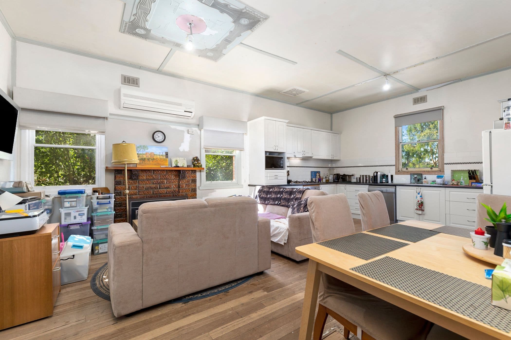 58 Girdlestone Street, Ararat VIC 3377, Ararat - Thumbnail 2