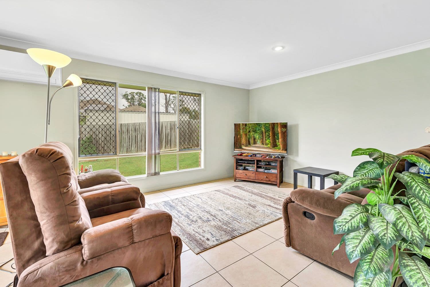 21 Southern Lights Drive, Upper Coomera QLD 4209, Upper Coomera - Thumbnail 3