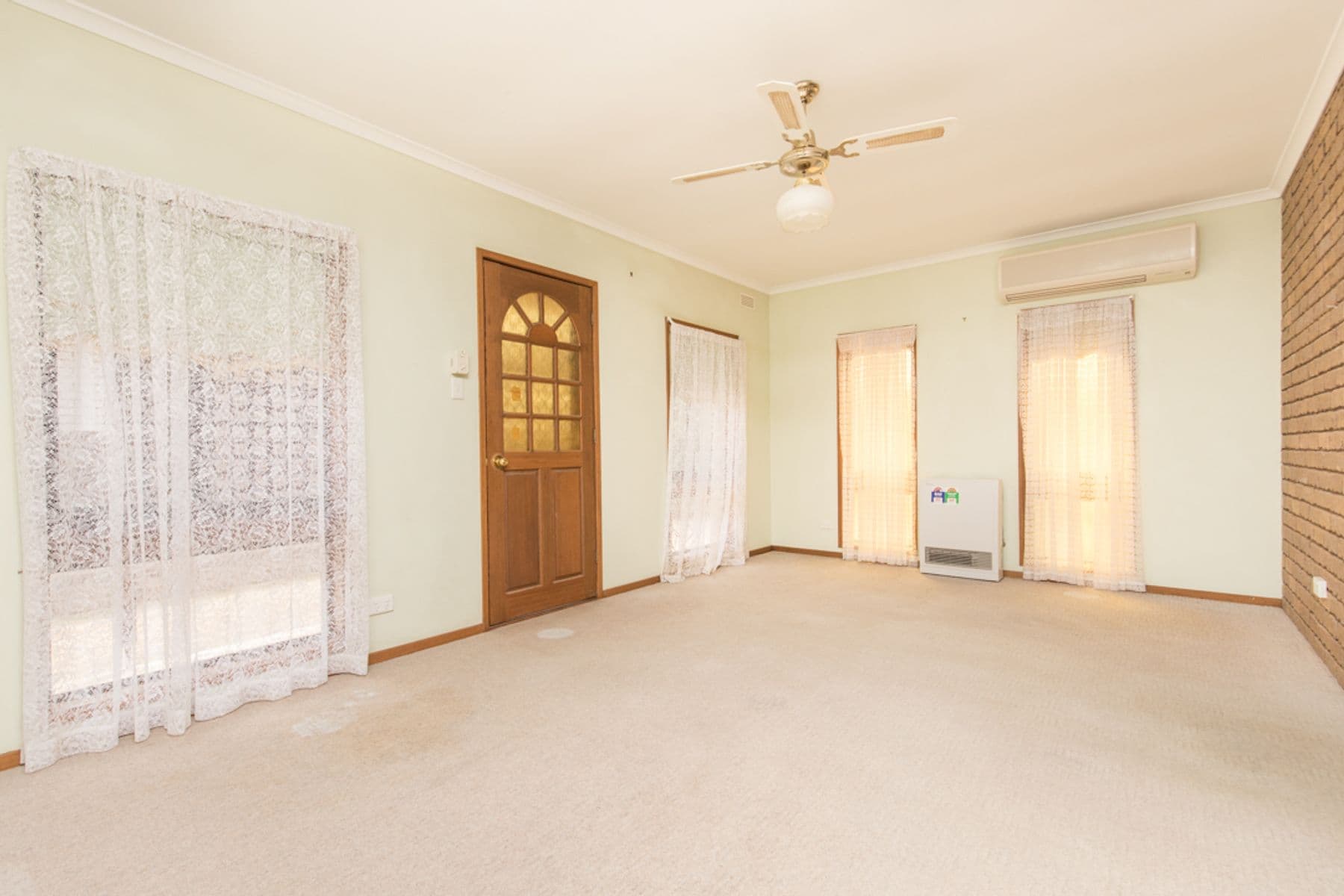 247 Tenth Street, Mildura - Thumbnail 2