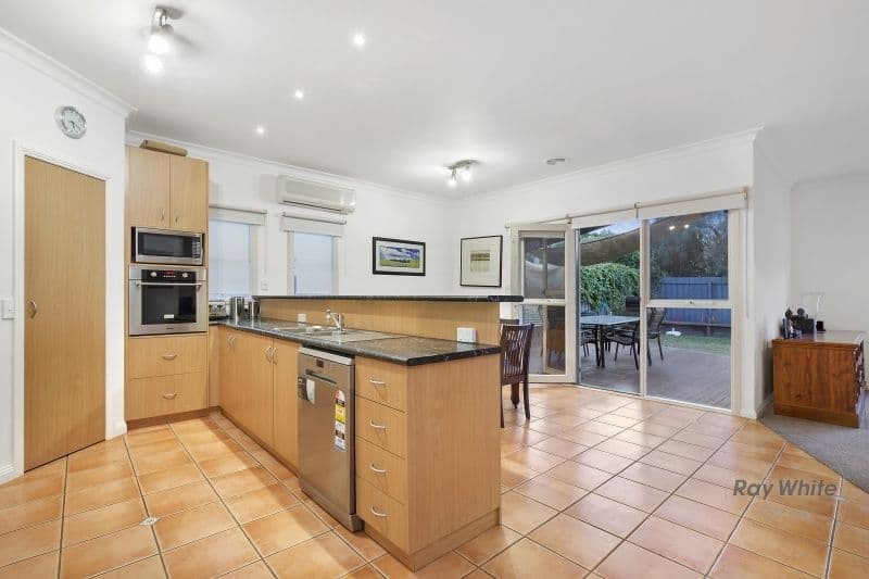 20 Crofton Street, Geelong West VIC 3218, Geelong West - Thumbnail 8