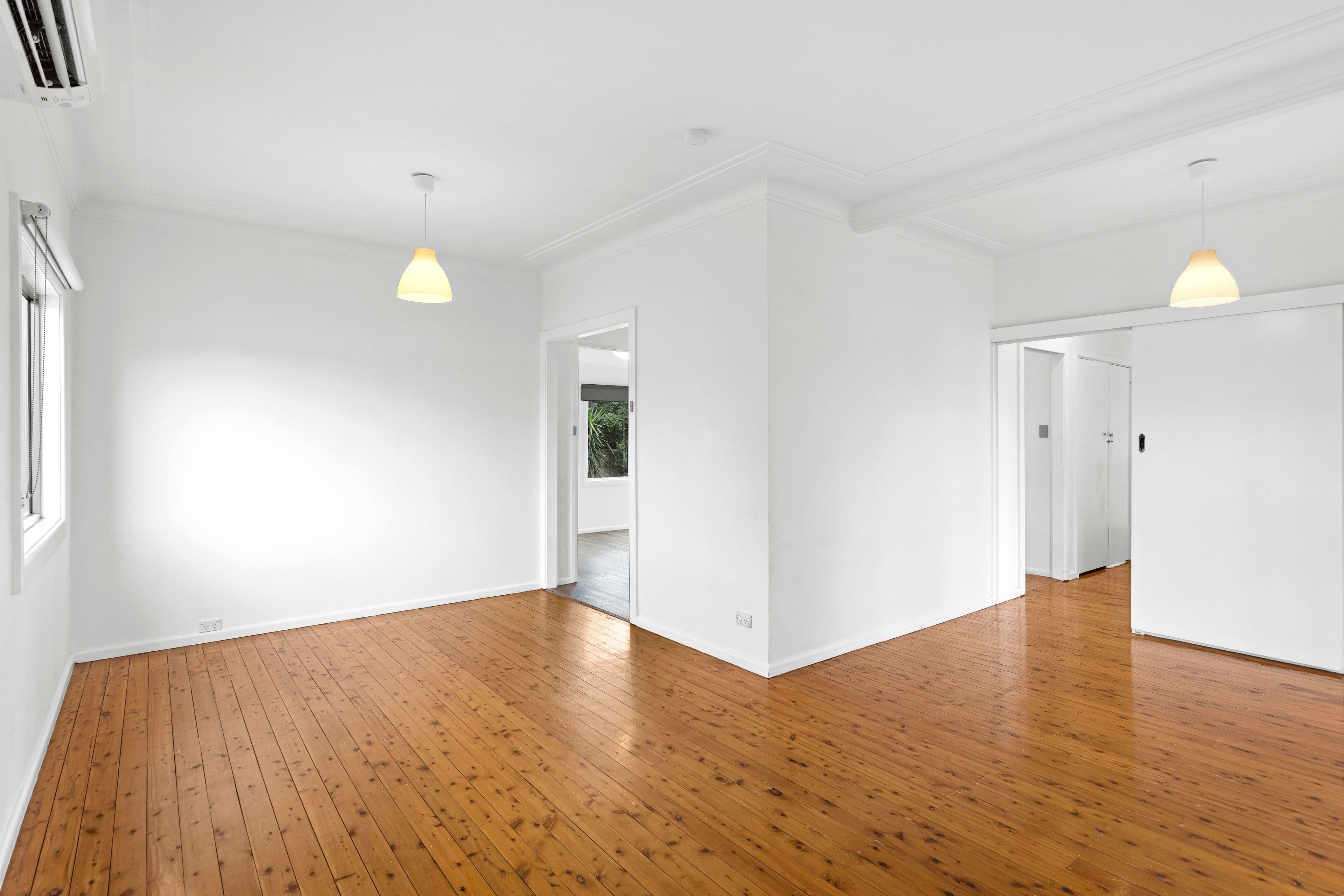 8 Baringa Road, Mortdale NSW 2223, Mortdale - Thumbnail 5