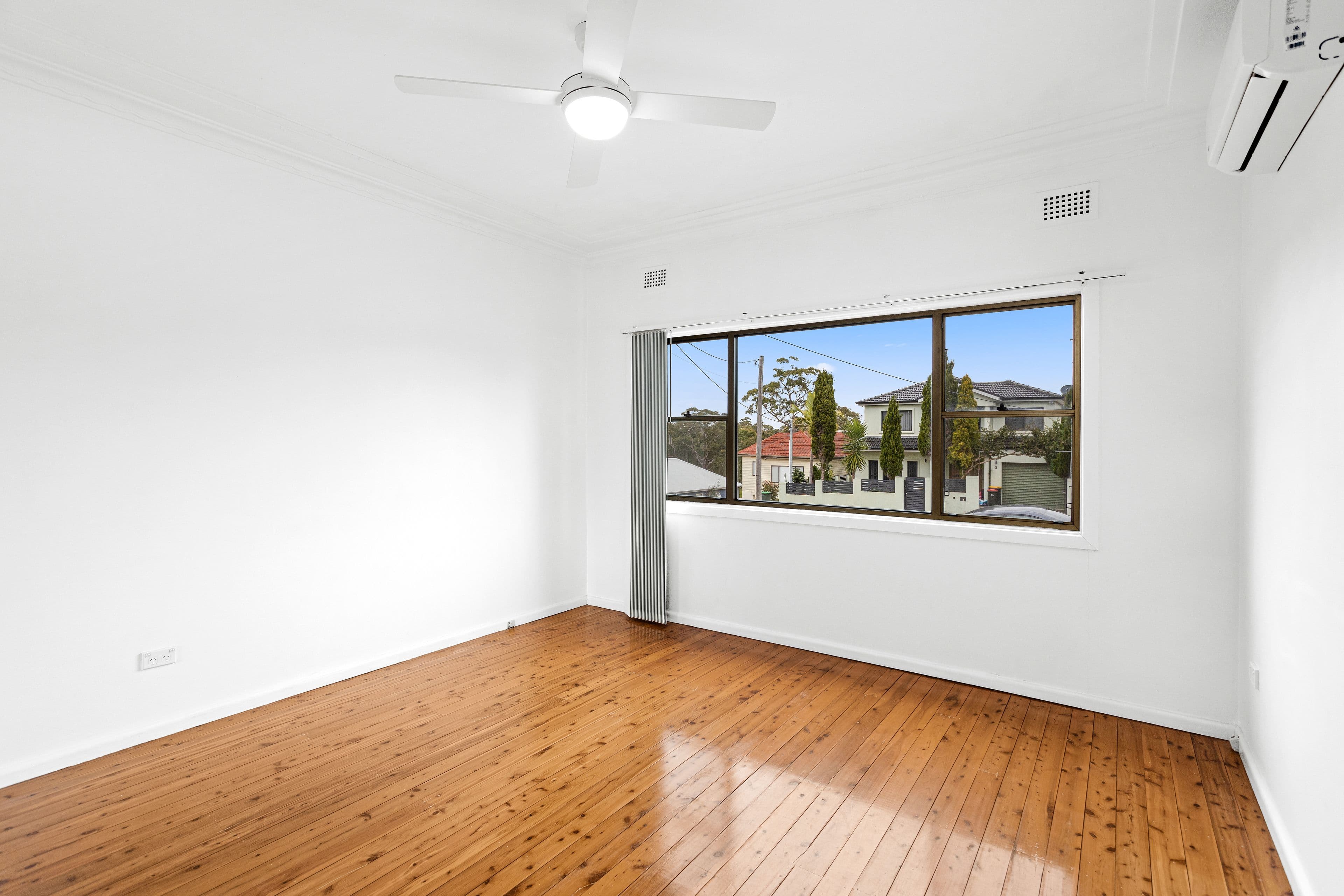 8 Baringa Road, Mortdale NSW 2223, Mortdale - Thumbnail 7
