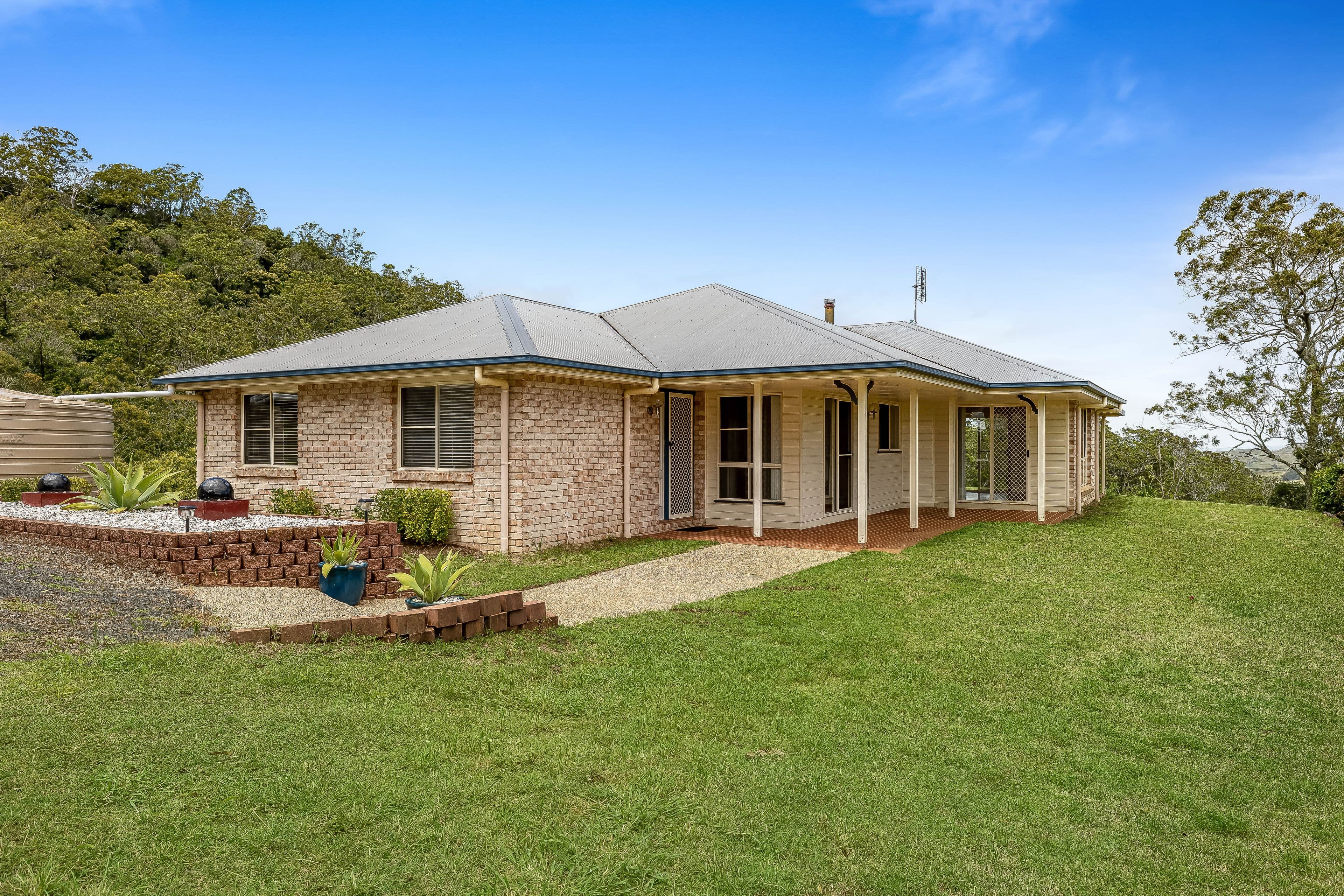 10 Panoramic Drive, Preston QLD 4352, Preston - Thumbnail 2