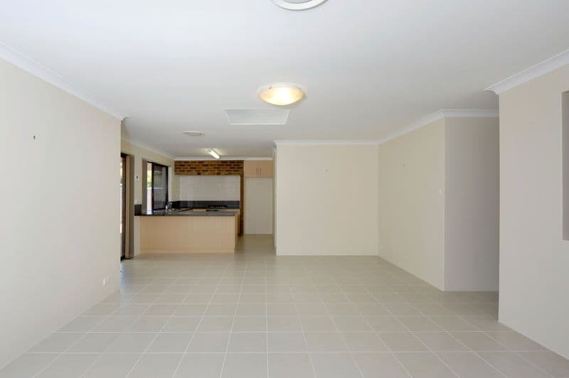 4 Raby Court, COOLOONGUP WA 6168, Cooloongup - Thumbnail 3