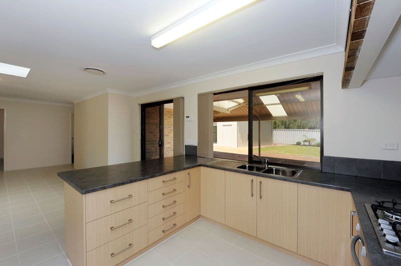 4 Raby Court, COOLOONGUP WA 6168, Cooloongup - Thumbnail 7