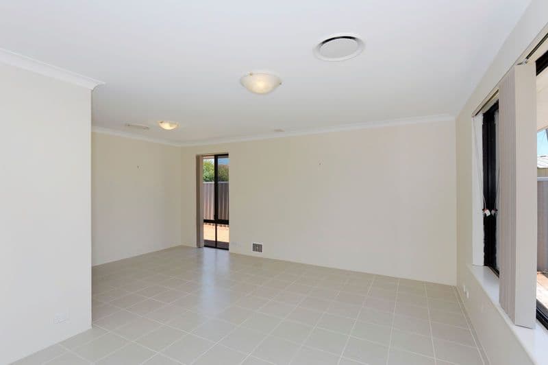 4 Raby Court, COOLOONGUP WA 6168, Cooloongup - Thumbnail 8