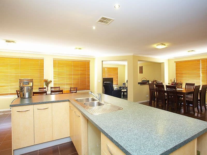 99 The Strand, Point Cook - Thumbnail 7