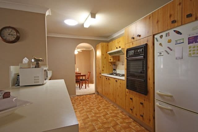 3 Cherokee Place, RABY NSW 2566, Raby - Thumbnail 3