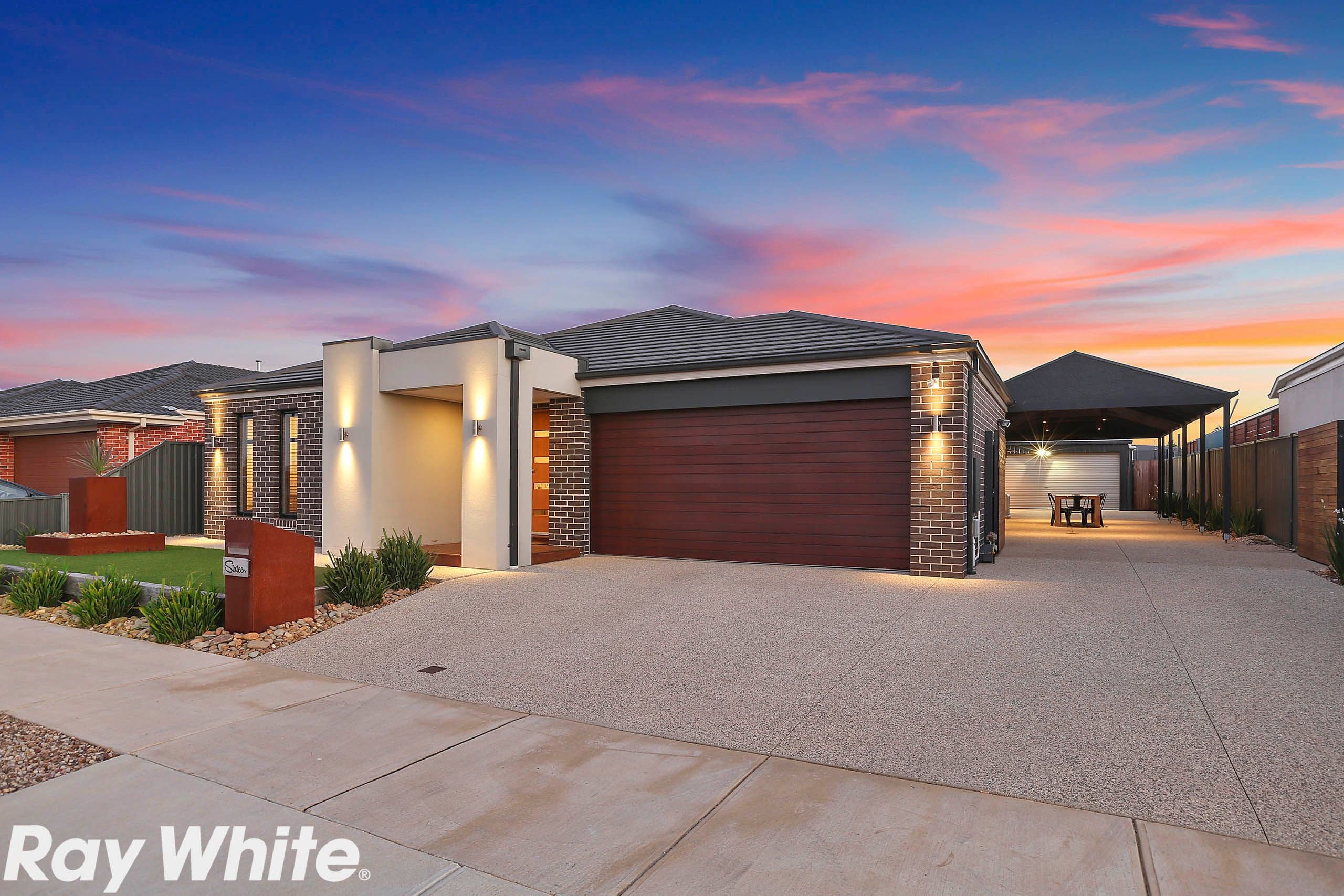 16 Eastlakes Boulevard, Lara VIC 3212, Lara - Thumbnail 2
