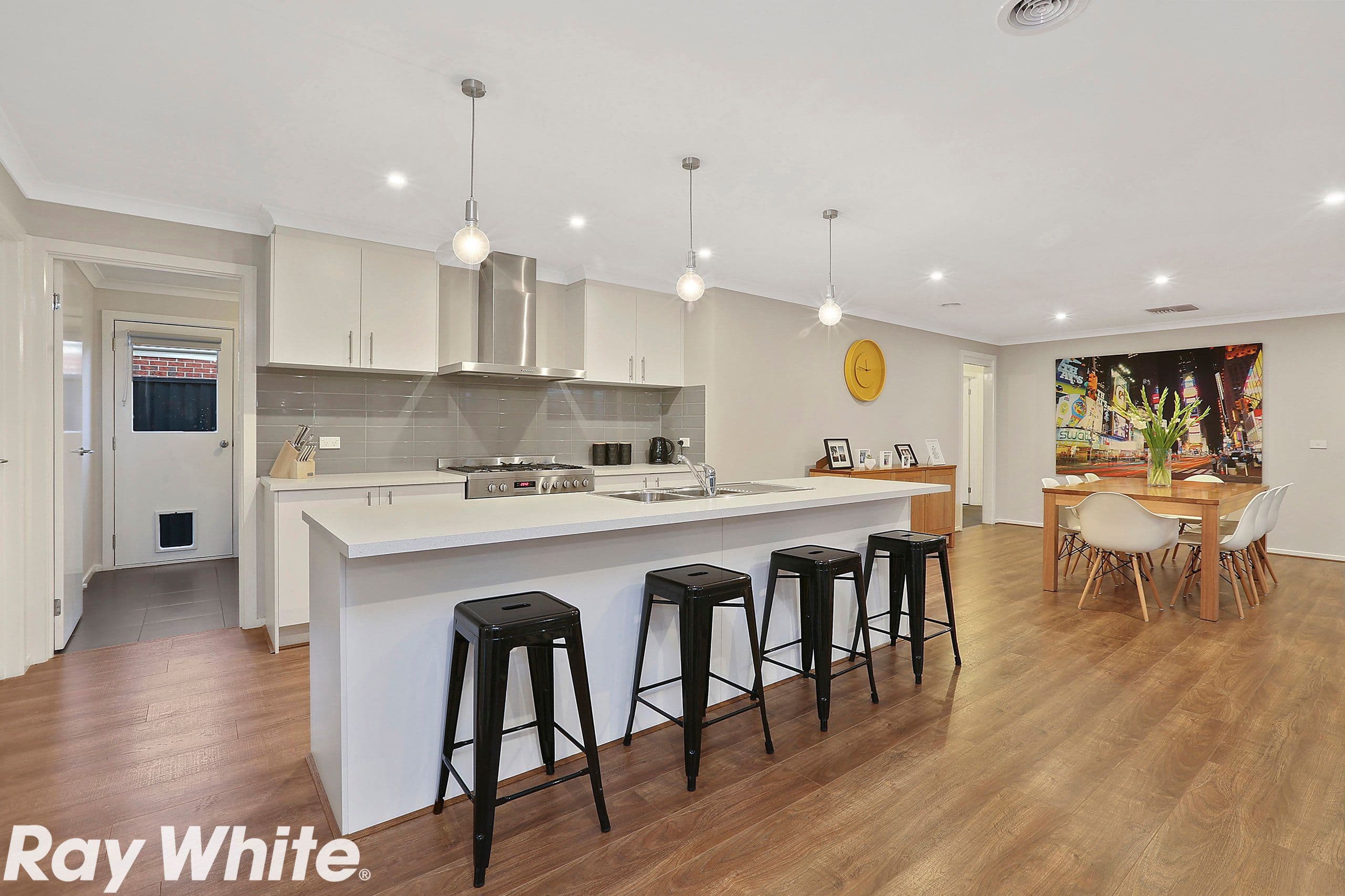 16 Eastlakes Boulevard, Lara VIC 3212, Lara - Thumbnail 4
