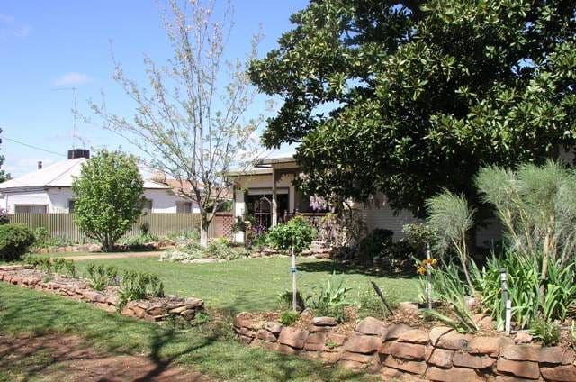 18   Nash Street, PARKES NSW 2870, Parkes - Image 1