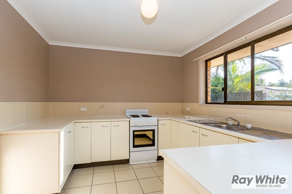 4 Columbia Drive, Beachmere QLD 4510, Beachmere - Thumbnail 3
