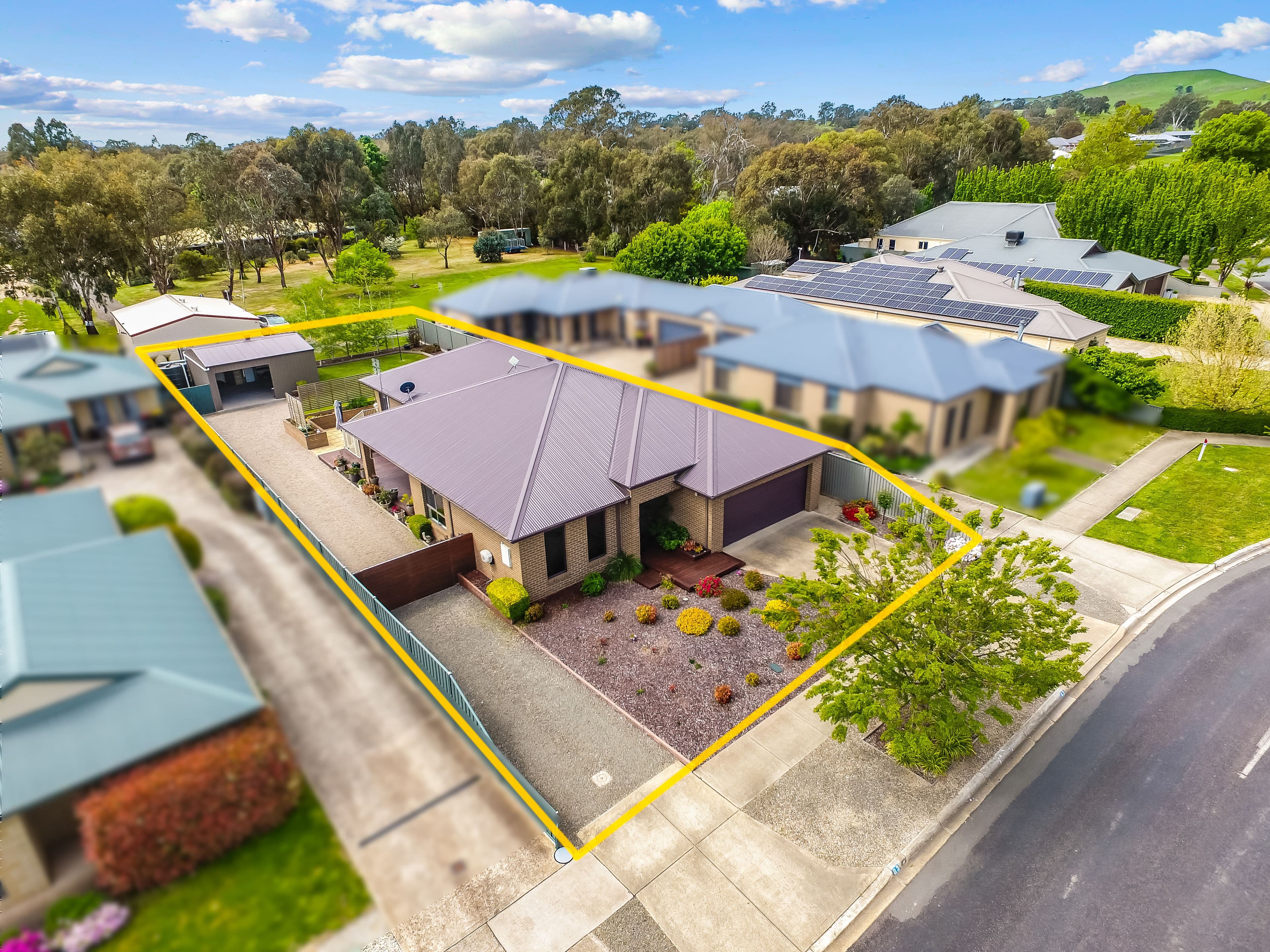 83 Cambridge Drive, Mansfield VIC 3722, Mansfield - Image 1
