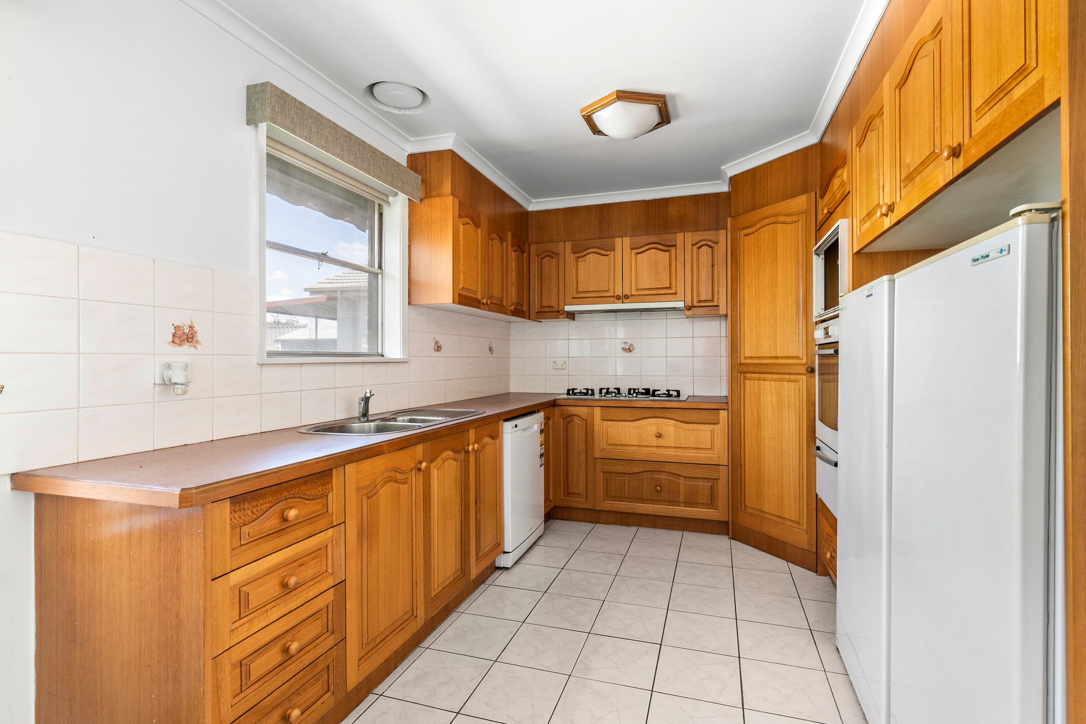 3 Almurta Avenue, Coolaroo VIC 3048, Coolaroo - Thumbnail 7