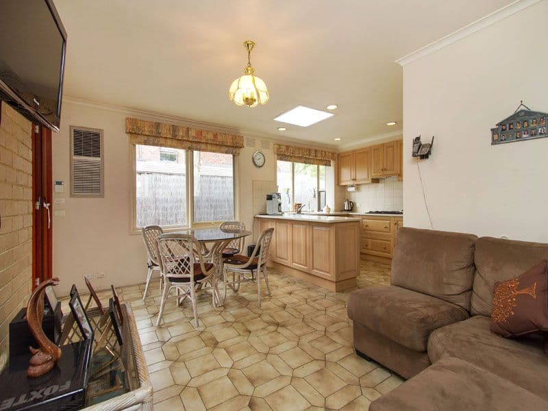 15 Golf Links Crescent, DINGLEY VILLAGE VIC 3172, Dingley Village - Thumbnail 3