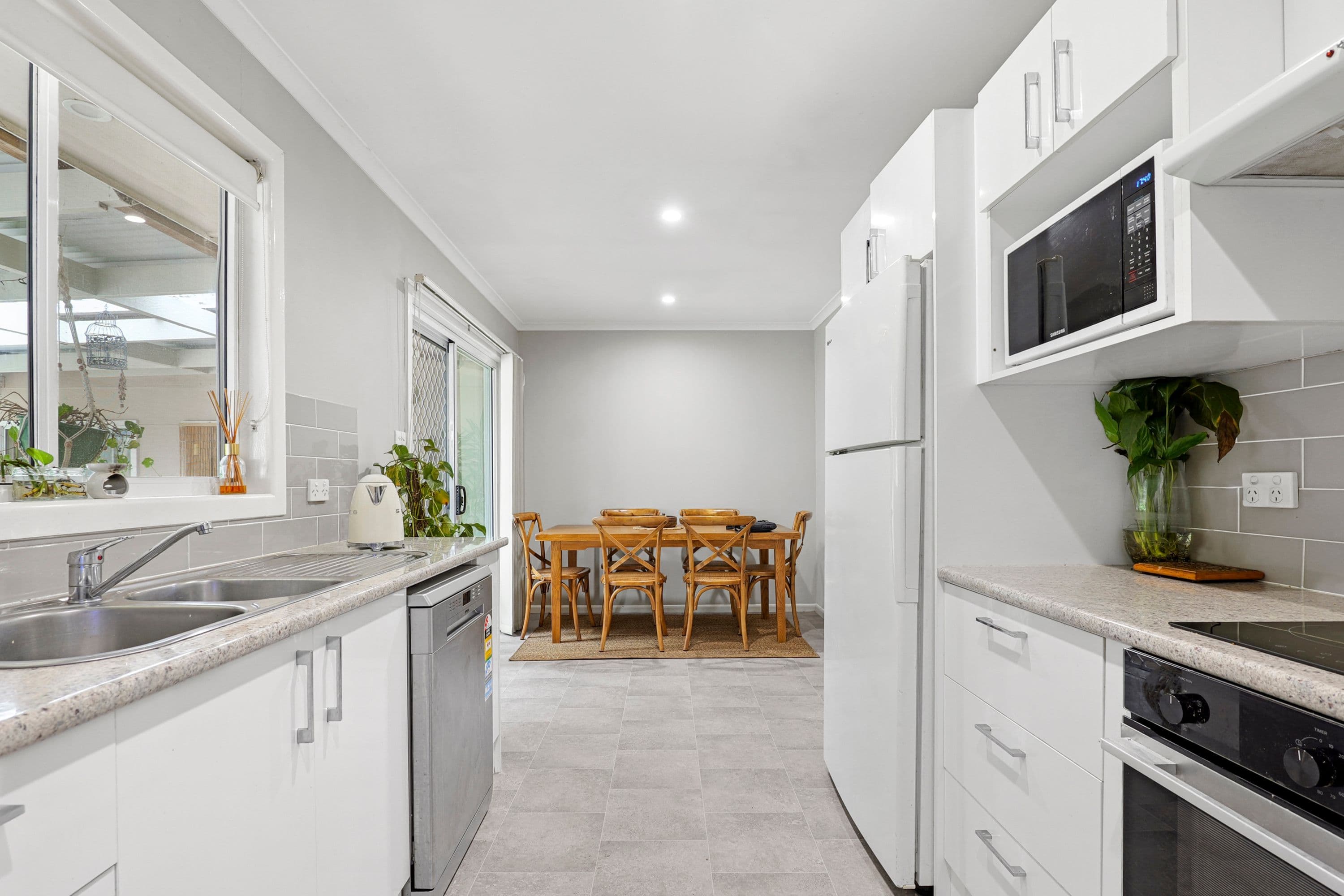 36 Clara Street, Gosnells, WA, Gosnells - Thumbnail 3