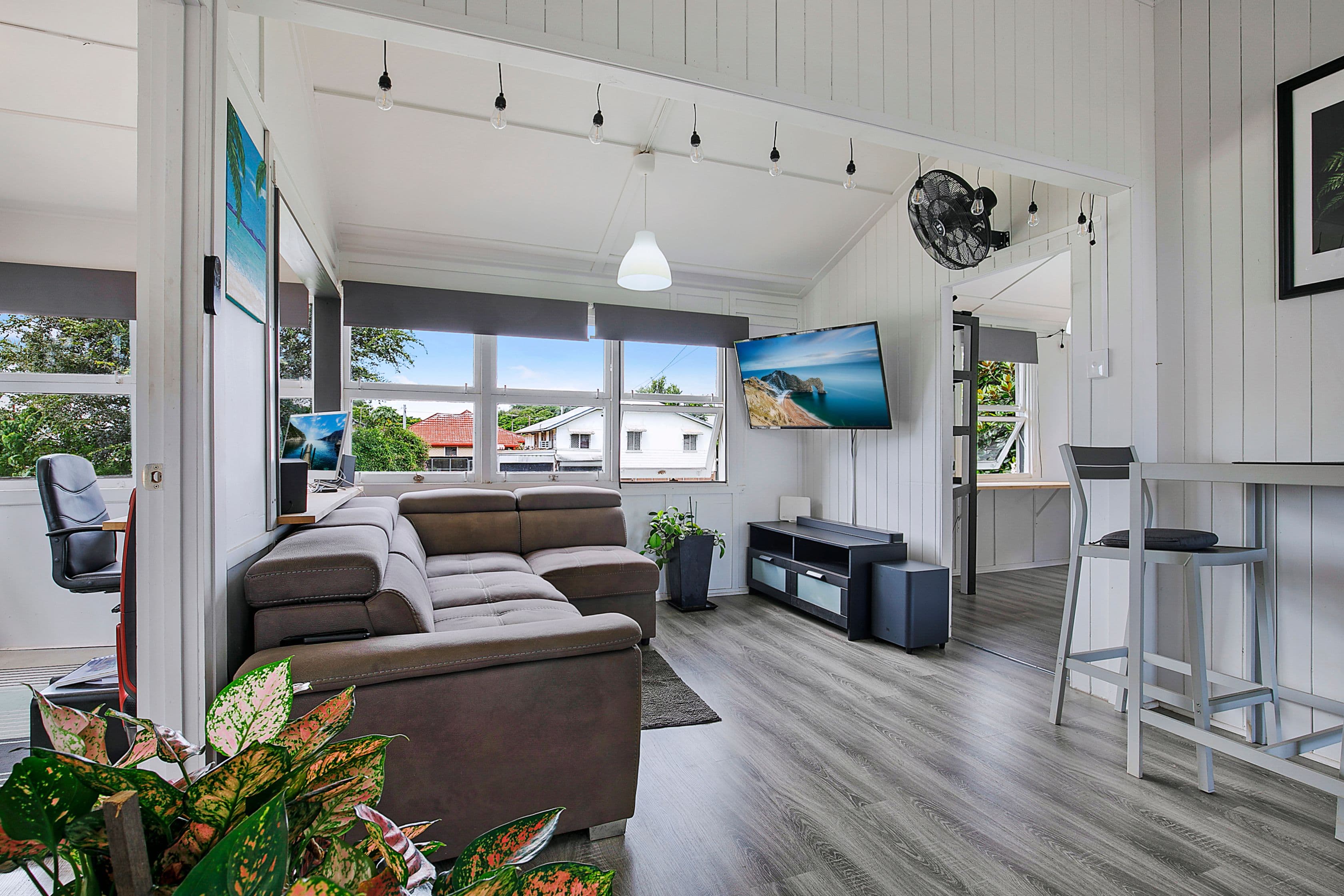 8 Dunns Terrace, Scarborough QLD 4020, Scarborough - Image 1