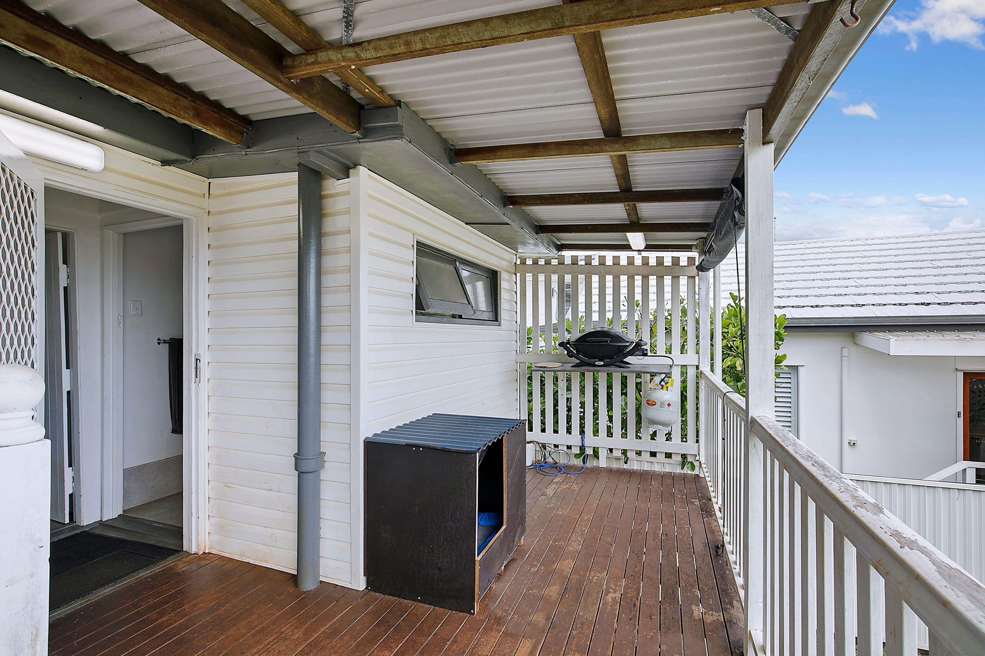 8 Dunns Terrace, Scarborough QLD 4020, Scarborough - Thumbnail 2
