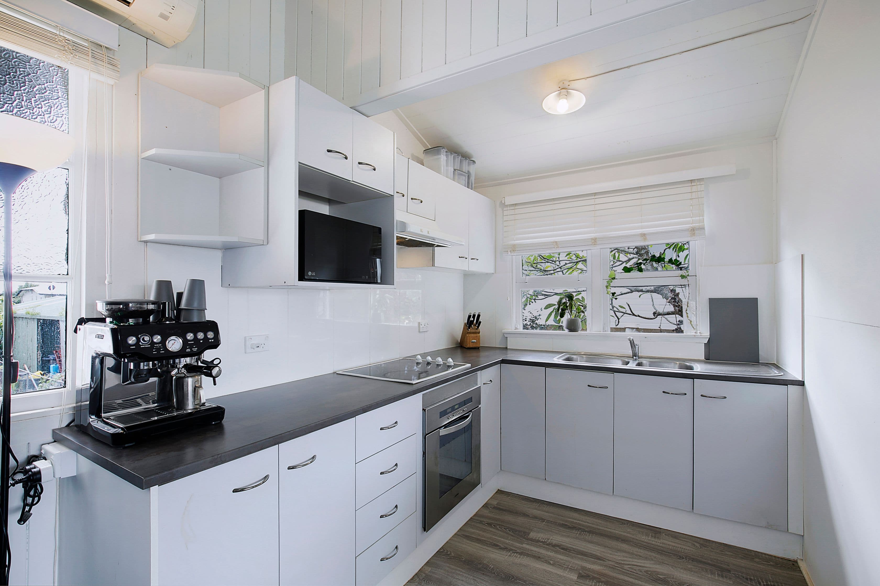 8 Dunns Terrace, Scarborough QLD 4020, Scarborough - Thumbnail 3