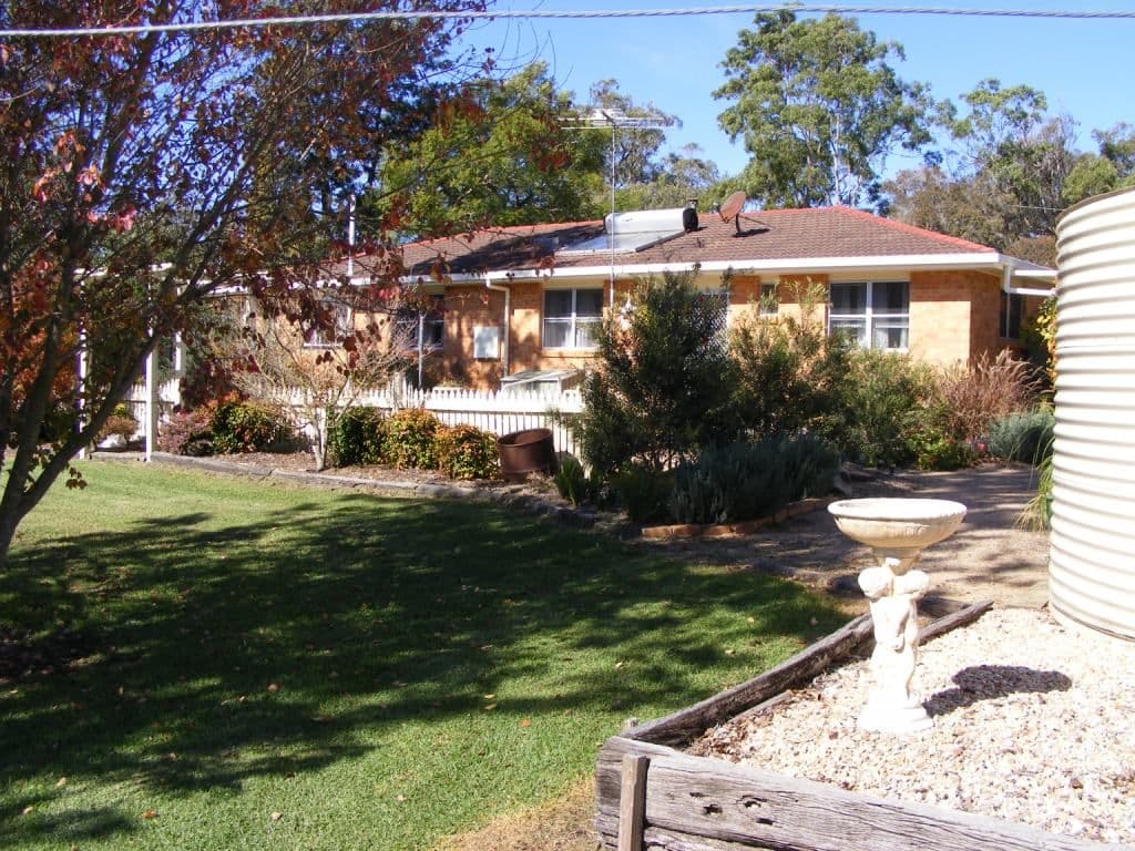 10 Creek Street, CROWS NEST QLD 4355, Crows Nest - Image 1