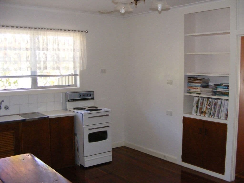 10 Creek Street, CROWS NEST QLD 4355, Crows Nest - Thumbnail 6