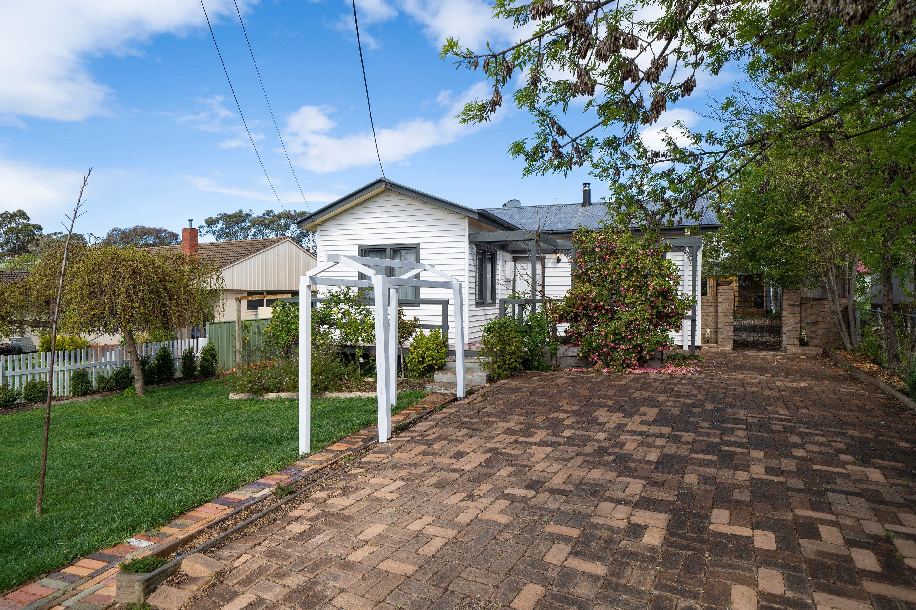 74 Fergus Road, Karabar NSW 2620, Karabar - Thumbnail 2