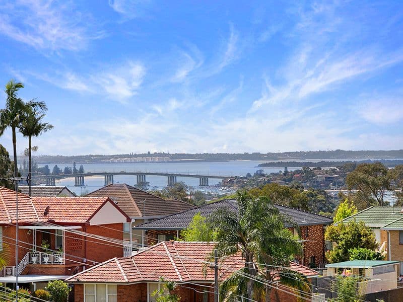22 Henry Avenue, SYLVANIA NSW 2224, Sylvania - Thumbnail 2
