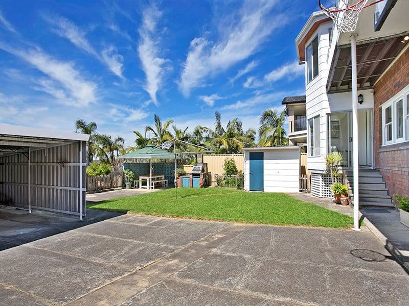 22 Henry Avenue, SYLVANIA NSW 2224, Sylvania - Thumbnail 3
