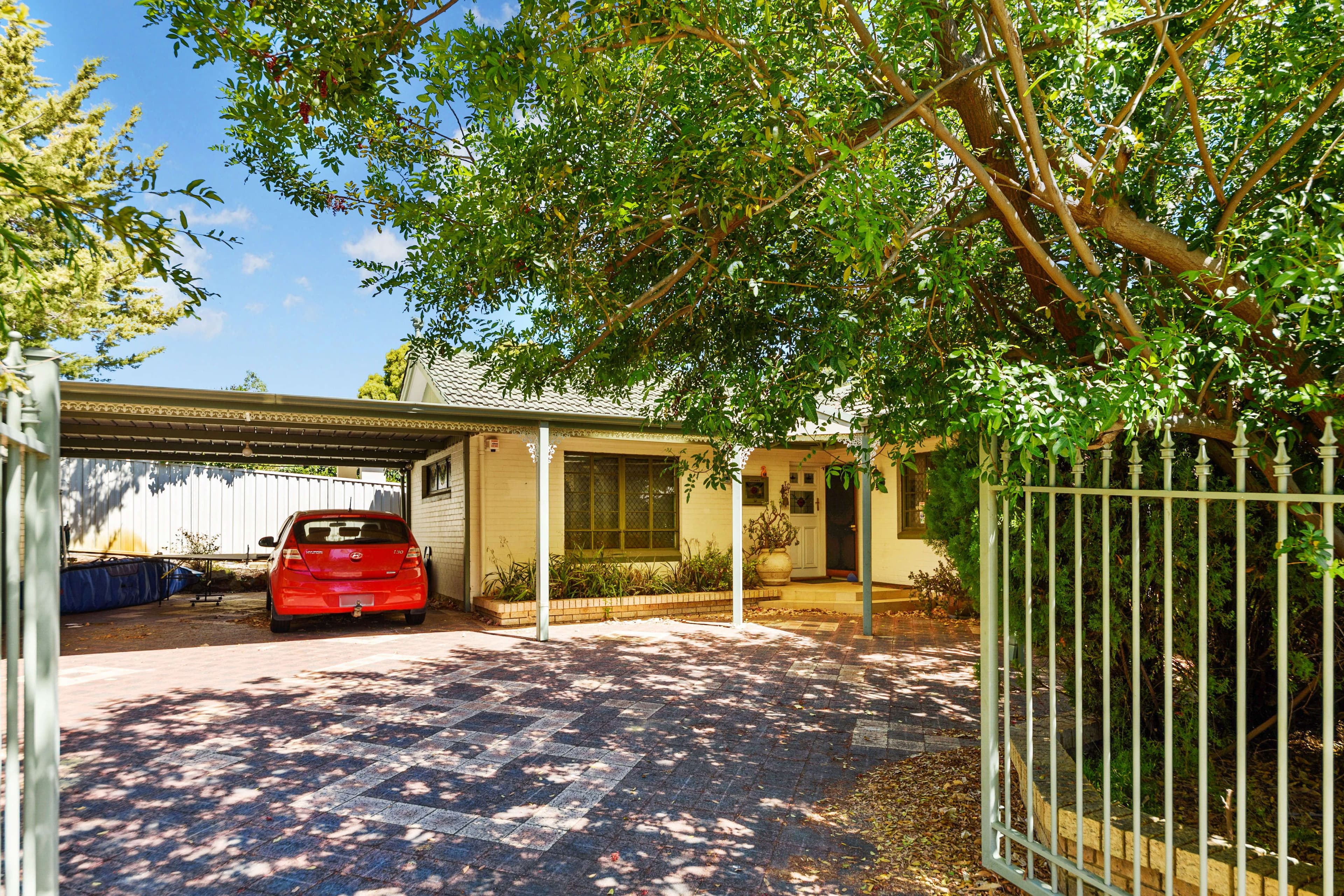 1 Warralong Crescent, Coolbinia WA 6050, Coolbinia - Thumbnail 3