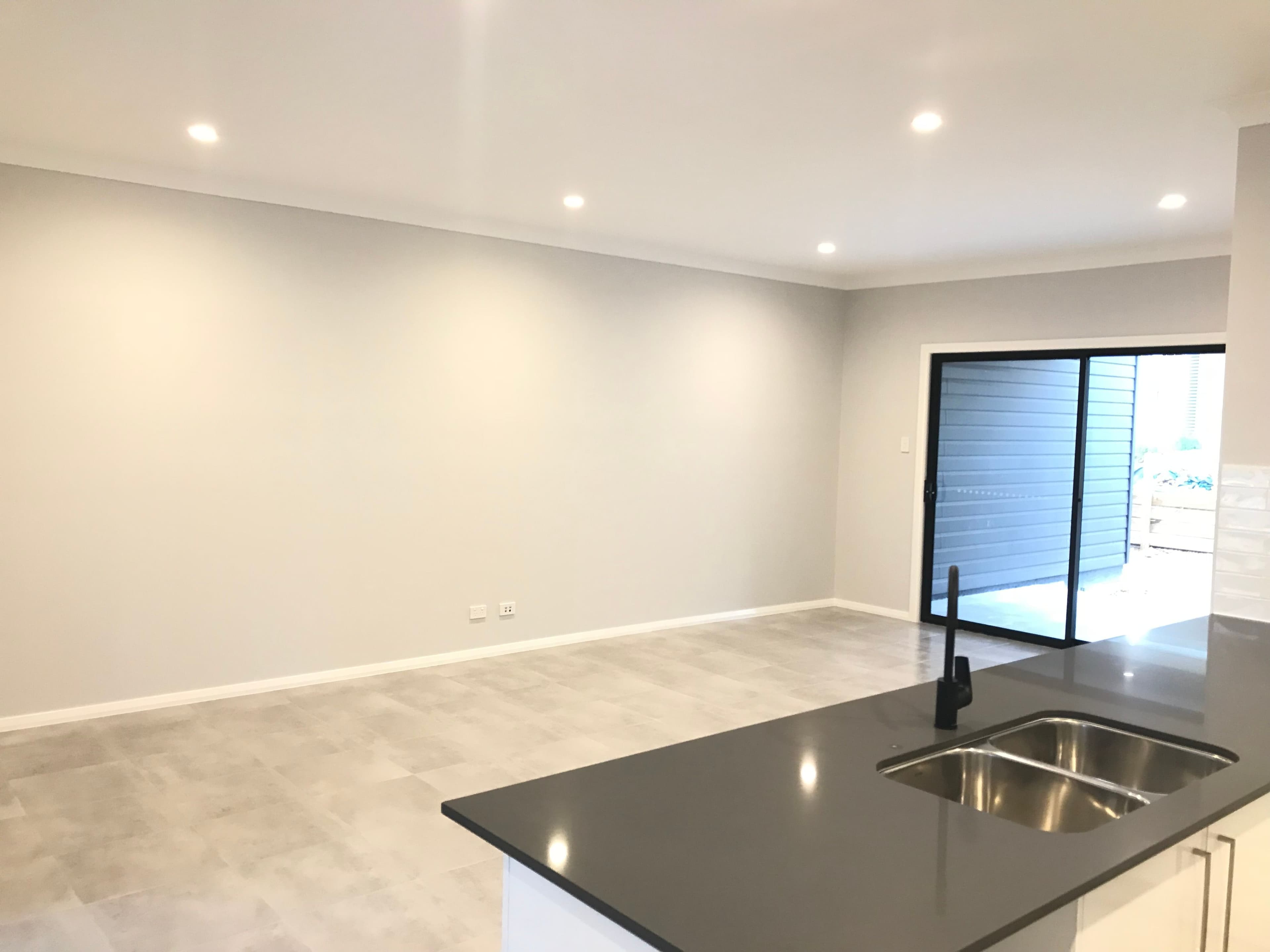 128 Hampshire Boulevard, Spring Farm - Thumbnail 6