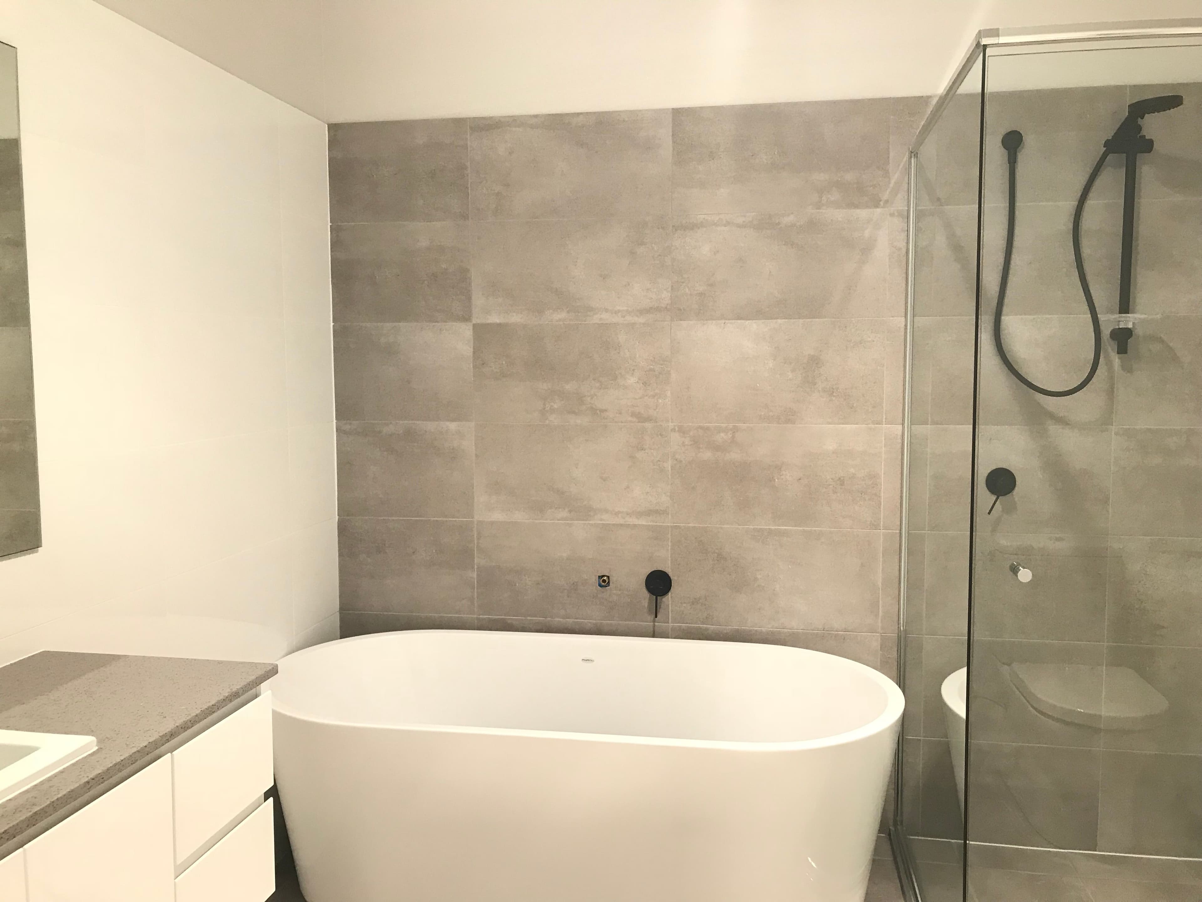 128 Hampshire Boulevard, Spring Farm - Thumbnail 8