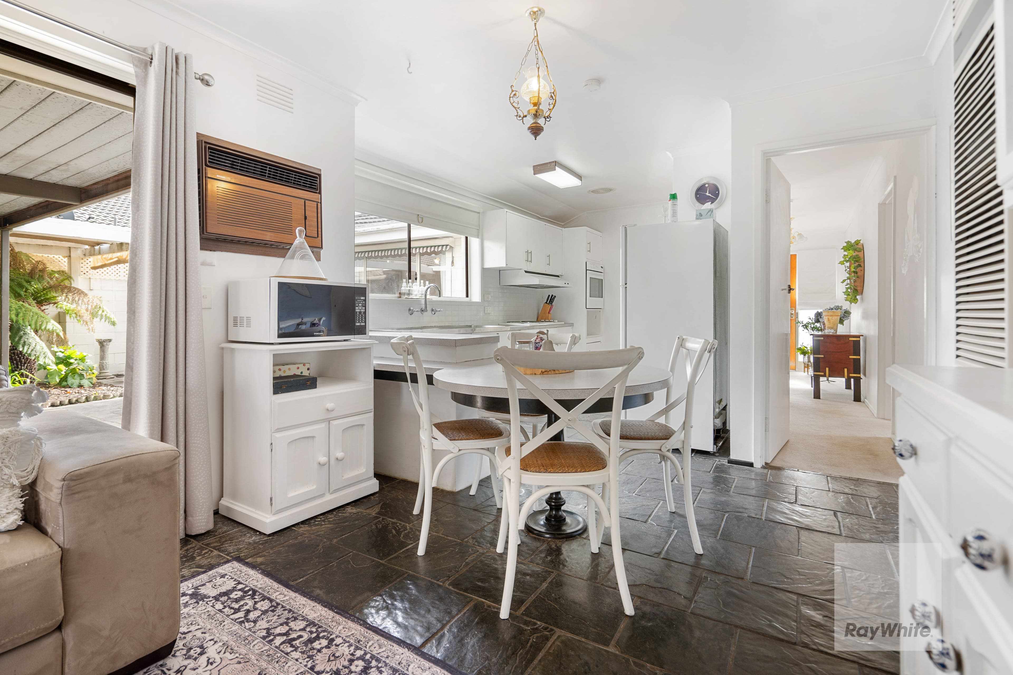 32 Harker Street, Sunbury VIC 3429, Sunbury - Thumbnail 8