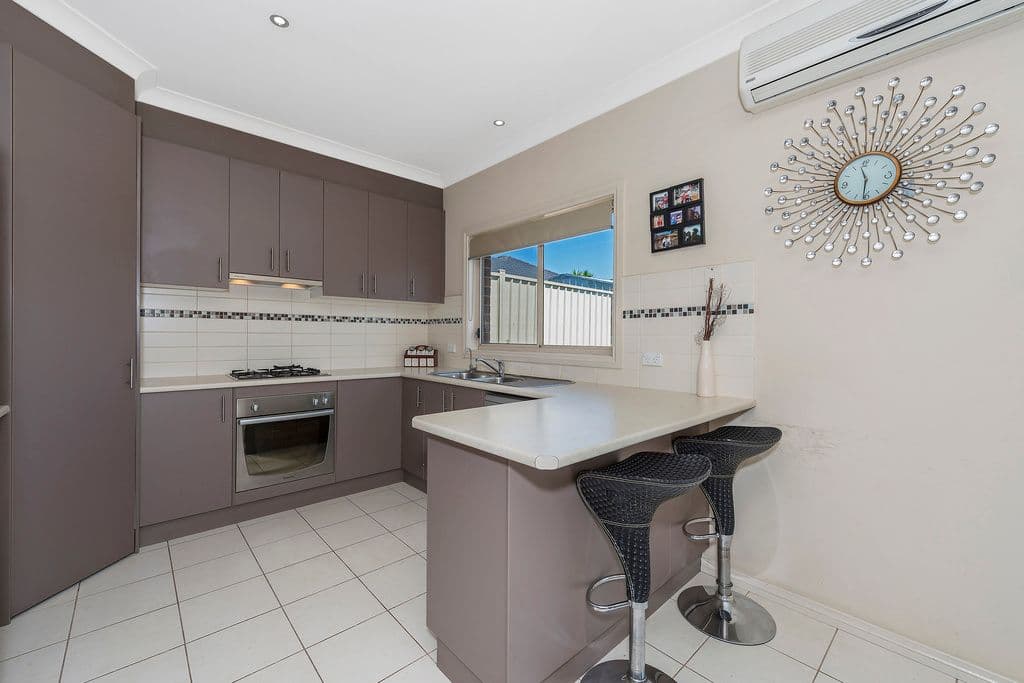71 Mission Hills Way, Craigieburn VIC 3064, Craigieburn - Thumbnail 2