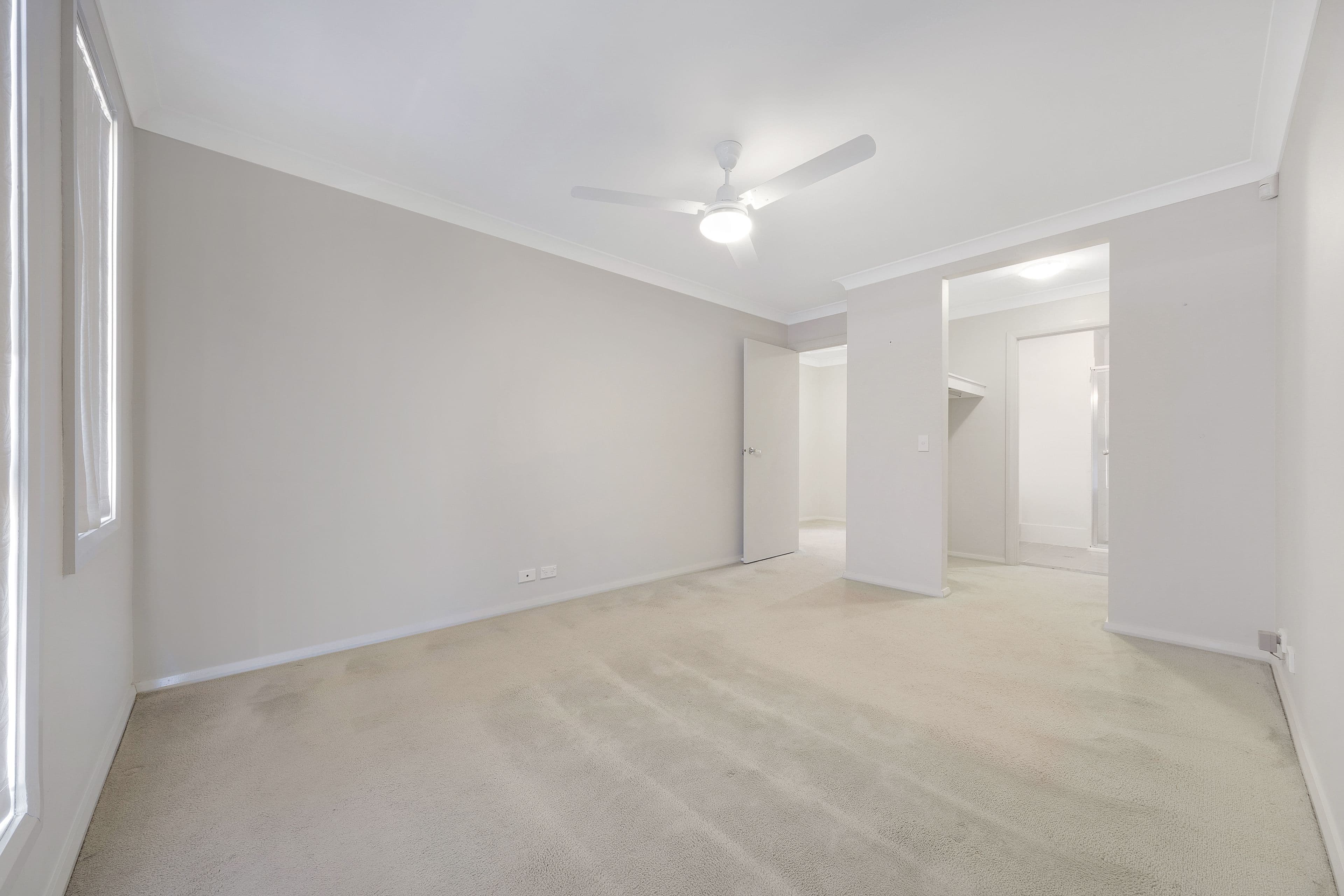 13 Hinton Street, Spring Farm - Thumbnail 7