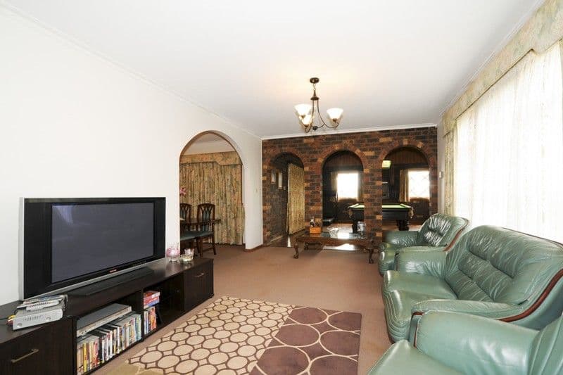200 Diggers Road, WERRIBEE SOUTH VIC 3030, Werribee South - Thumbnail 2