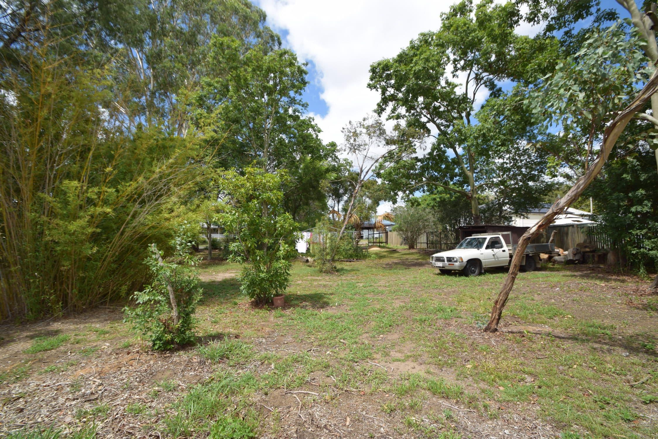 9 Barbour Street, Esk QLD 4312, Esk - Thumbnail 4